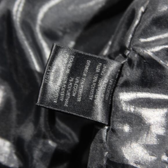 TUMI T-Tech Packable Hoodie Men's L Black Travel Weatherproof Reflective Luxury - Picture 6 of 10